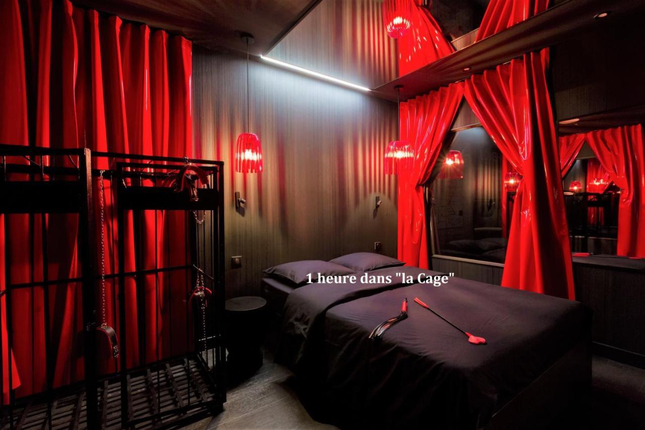 Avec Nuit Insolite Au Dandy Et Jacuzzi Privatise (adults Only) Love hôtel